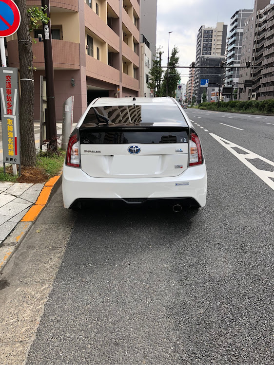 プリウスの入院中に関するカスタム事例の投稿画像1枚目