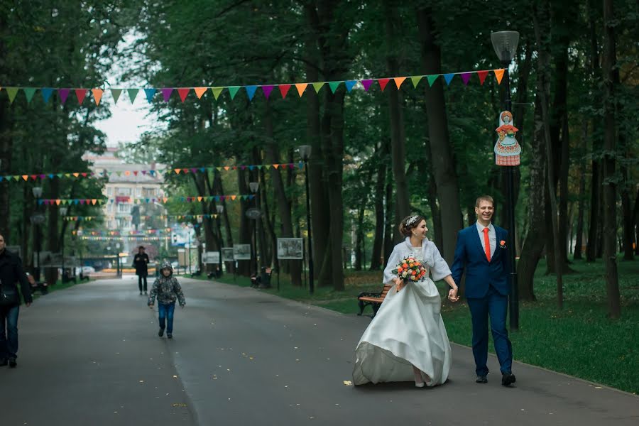 Jurufoto perkahwinan Natalya Ostachenova (tashao). Foto pada 9 Mac 2017