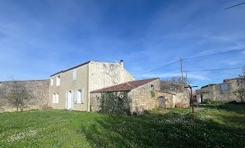 maison à Port-des-Barques (17)