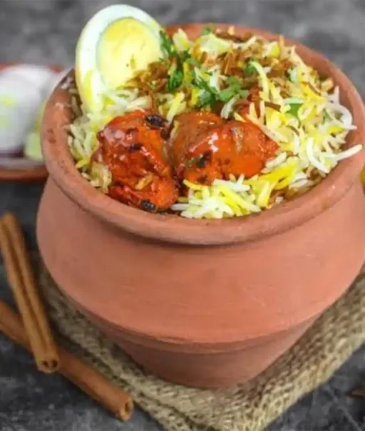 Chicken Tikka Biryani [Matka]