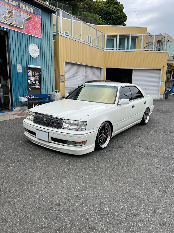 クラウンロイヤルのクラウン・15クラウン・BBS・オイル交換・洗車に関するカスタム事例の投稿画像1枚目