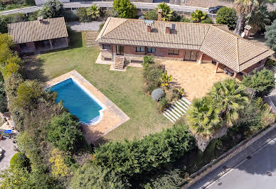 House with garden and terrace 3