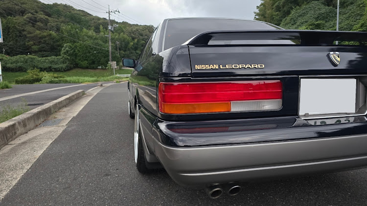 レパードのバックシャンな愛車に関するカスタム事例の投稿画像2枚目