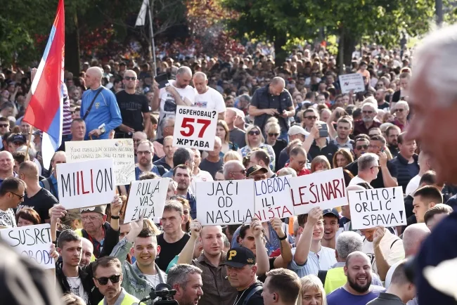 Stalna radna grupa za bezbednost novinara apeluje da se novinarima obezbedi nesmetan rad na protestu