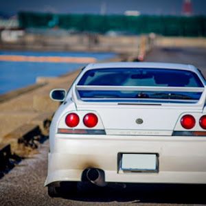 スカイライン R33