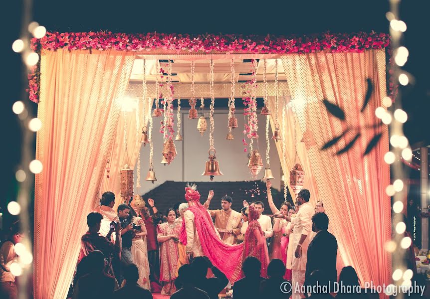 Fotografo di matrimoni Aanchal Dhara (aanchaldhara). Foto del 12 febbraio 2016