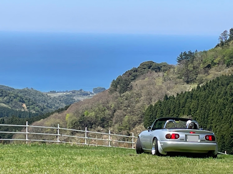 ロードスターの青芝と青空😍・碇高原・伊根の舟屋・丹後半島ドライブ・思い出して🤩に関するカスタム事例の投稿画像2枚目