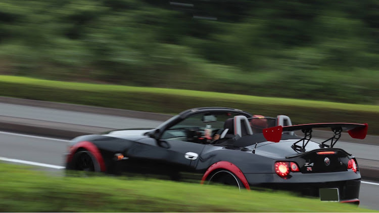 Z4 ロードスターの俺の相棒に関するカスタム事例の投稿画像8枚目
