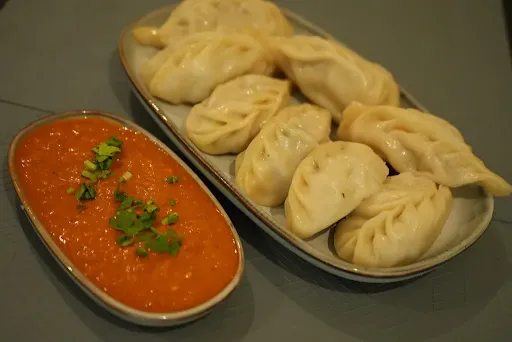 Chicken Steamed Momos [8 Pieces]