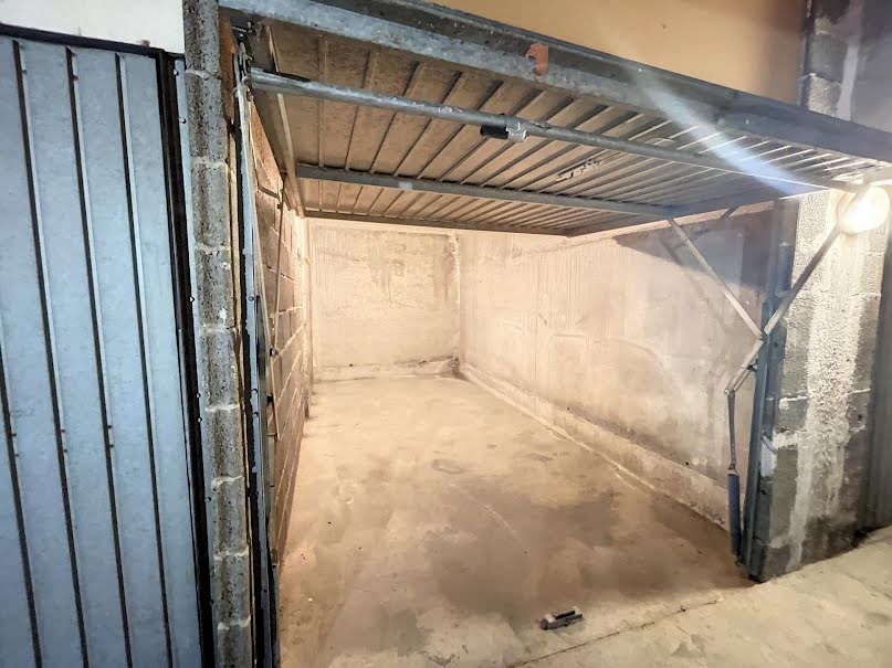 Vente parking  13 m² à Montpellier (34000), 16 000 €