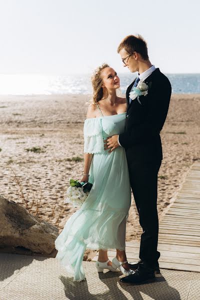 Fotógrafo de casamento Aleksandr Berezhnov (berezhnov). Foto de 1 de setembro 2019