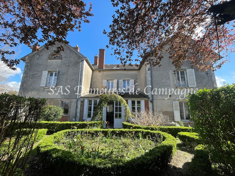 Vente maison 8 pièces 400 m² à Les Aix-d'Angillon (18220), 525 000 €