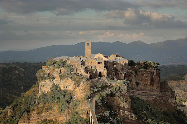 Civita di Bagnoregio di ottantuno