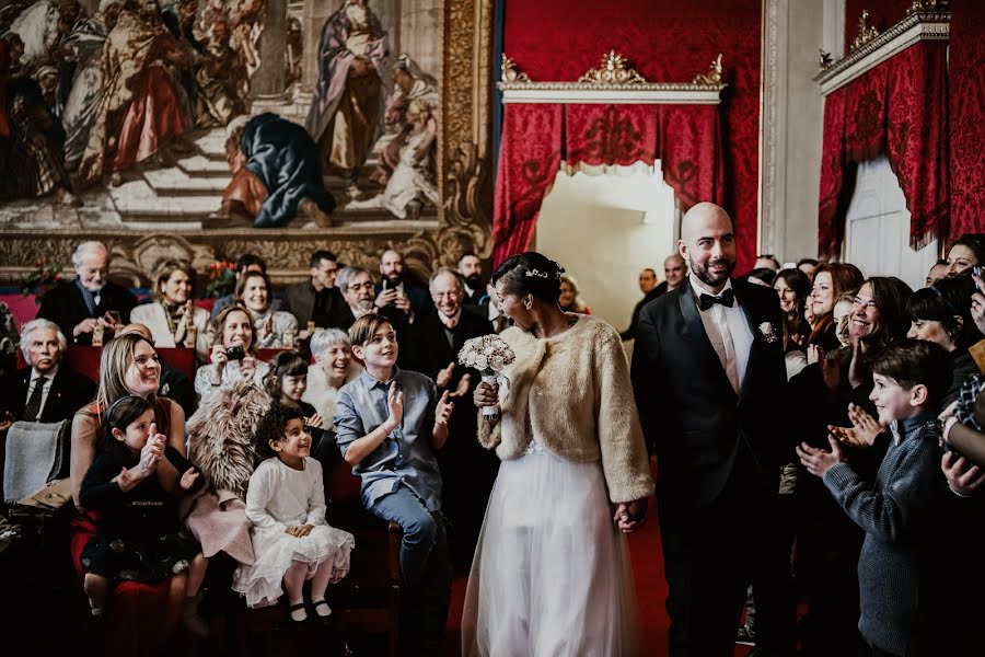 Fotógrafo de casamento Mirko Turatti (spbstudio). Foto de 11 de março 2019