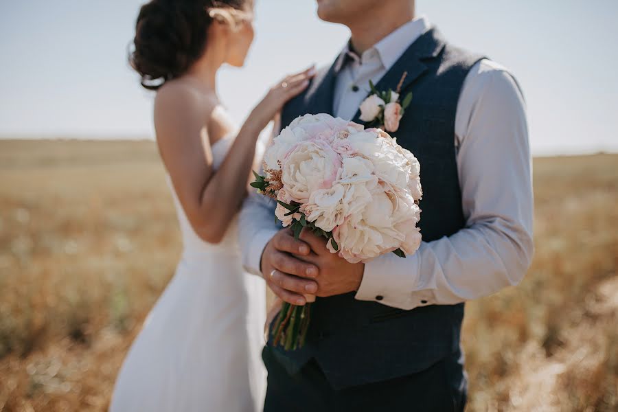 Wedding photographer Yana Repina (ianarepinaa). Photo of 17 October 2018