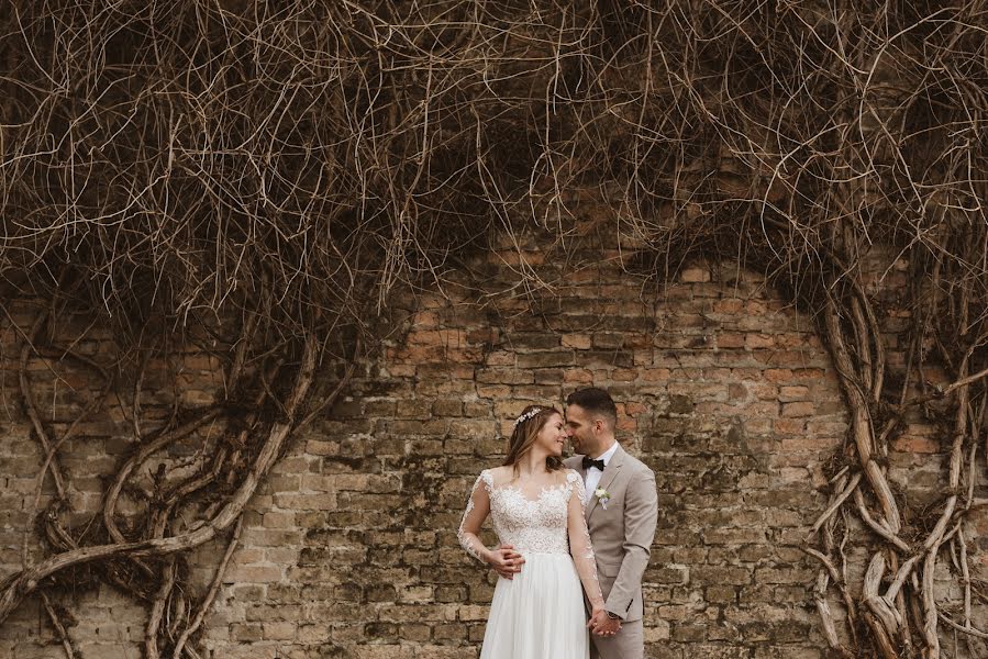 Fotógrafo de casamento Szabolcs Simon (simonboros). Foto de 17 de dezembro 2022