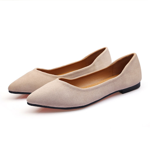 Title 4, Black flat shoes with suede pointed toe, offeri...