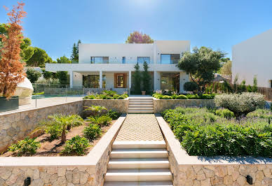 Maison avec piscine et jardin 2