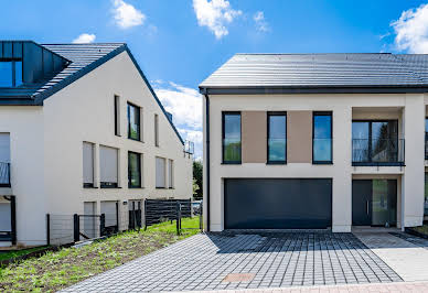 Maison contemporaine avec jardin et terrasse 1