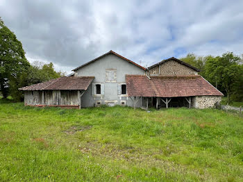 maison à Cherves-Châtelars (16)