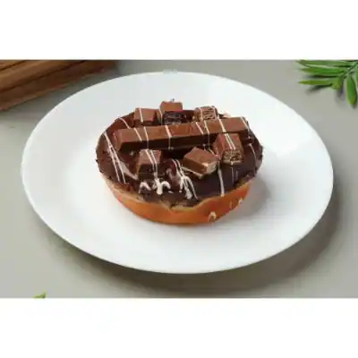 Kitkat Doughnut