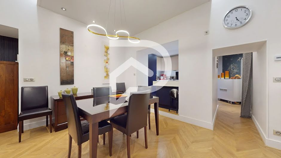 Vente appartement 5 pièces 108 m² à Tournon-sur-Rhône (07300), 255 000 €