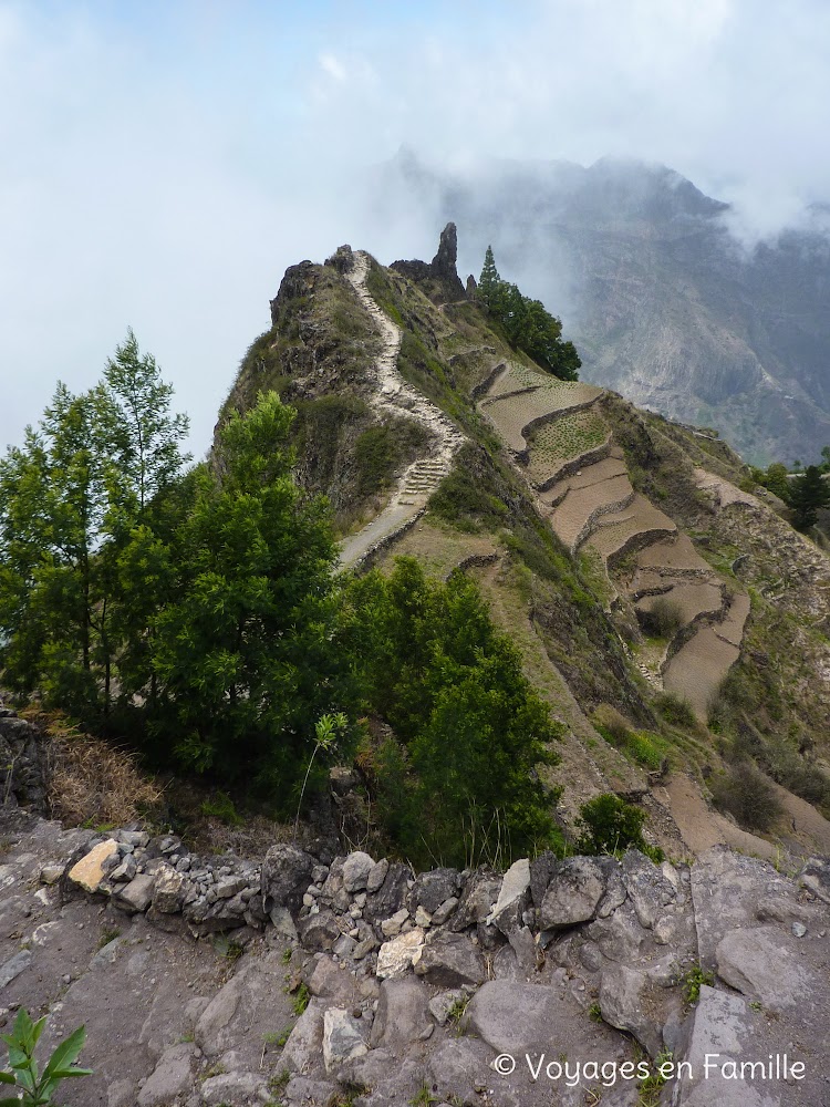 Montée Pico da Cruz