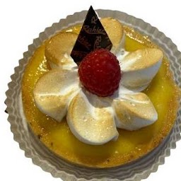 Lemon Meringue Cake