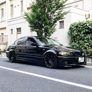 3シリーズ セダン E46