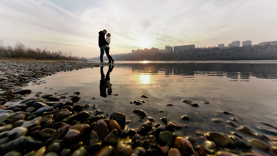 Photographe de mariage Mikhail Kuzmin (mkkm). Photo du 14 juillet 2017