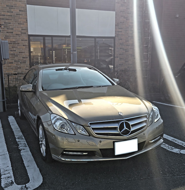 Eクラス クーペのM78★C207さんが投稿したカスタム事例の投稿画像1枚目