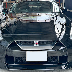 NISSAN GT-R R35
