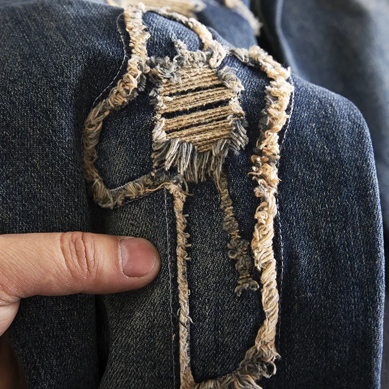 Erkekler için Retro Moda ve Kişiselleştirilmiş Yırtık Kot Pantolon Eşsiz Stil Kişiye Özel Tasarım Mükemmel Uyum Yüksek Kaliteli Denim