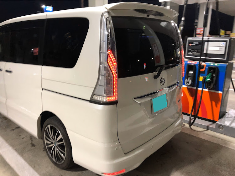 セレナの過去の愛車紹介・26セレナに関するカスタム事例の投稿画像2枚目
