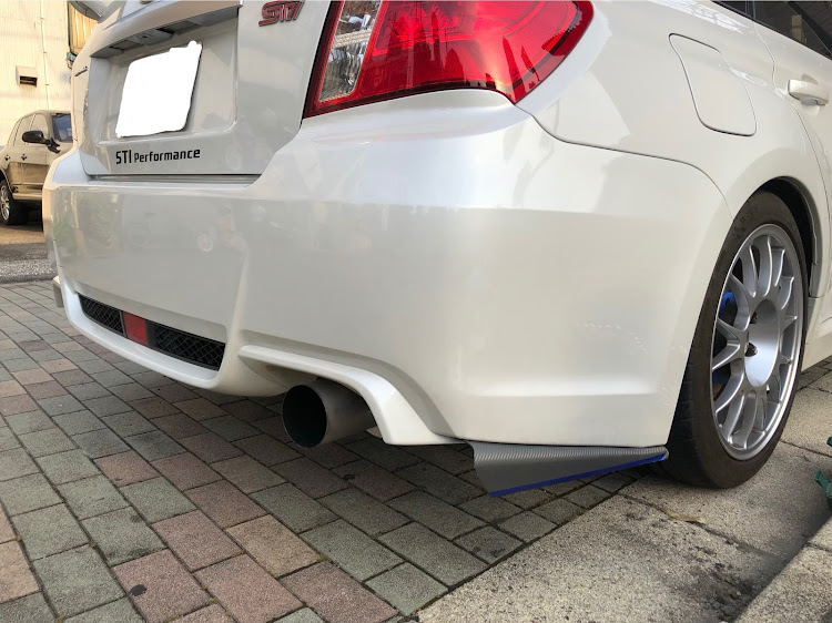 インプレッサ WRX STIのWRX STI・VARIS・エアロ・DIYに関するカスタム事例の投稿画像1枚目