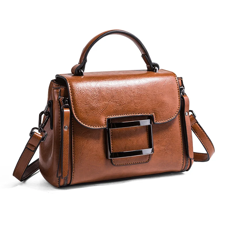 Sac bandoulière simple et polyvalent, idéal pour le quotidien. Léger, confortable et parfait pour transporter vos essentiels avec style et simplicité.