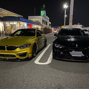 M4 クーペ F82