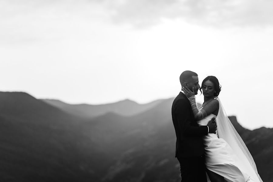 Fotógrafo de casamento Giorgi Mikeladze (mikeladze). Foto de 9 de março