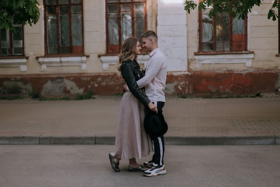 Fotógrafo de casamento Angelina Kozmenko (angelinakd). Foto de 9 de maio 2019