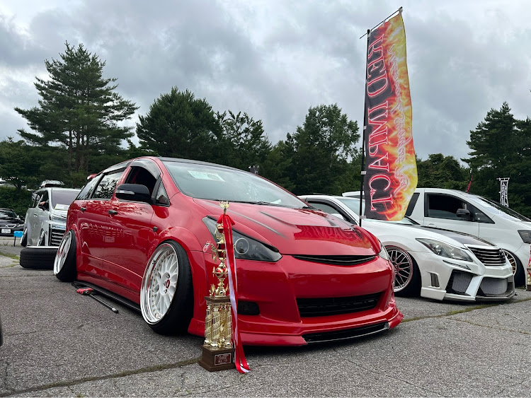 ウィッシュの愛車復活✨・イベント・車高調・生脚・雨予報だったけど晴れたに関するカスタム事例の投稿画像3枚目