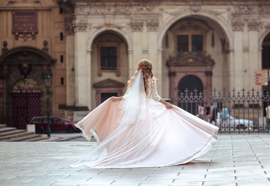 Pulmafotograaf Olga Kozchenko (olgakozchenko). Foto tehtud 15 märts 2018