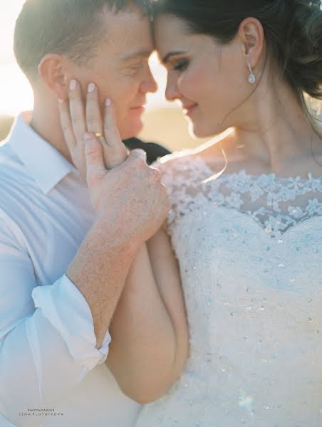 Wedding photographer Elena Plotnikova (lenaplotnikova). Photo of 24 October 2017