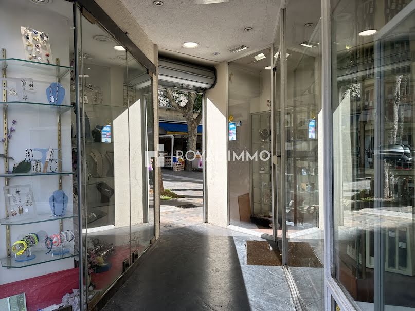 Vente locaux professionnels  70.4 m² à Toulon (83000), 35 000 €