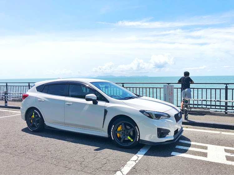 インプレッサ スポーツの鹿児島・海と愛車・センターストライプ・ガンブルーⅡ・ドライブに関するカスタム事例の投稿画像2枚目