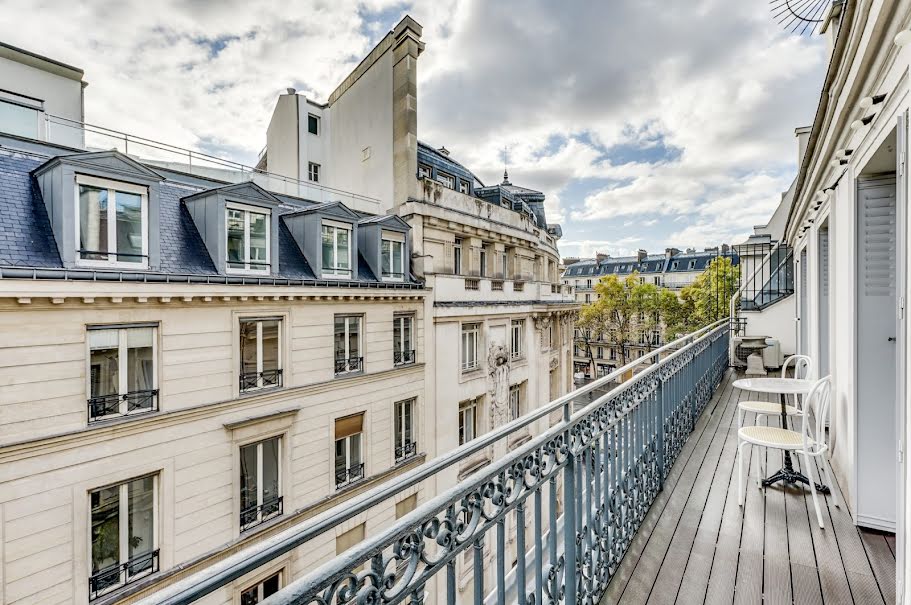 Location meublée appartement 3 pièces 85 m² à Paris 9ème (75009), 4 200 €