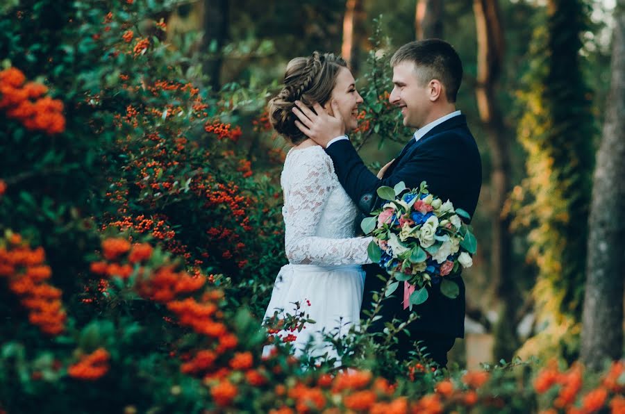 Wedding photographer Yana Levchenko (yanalev). Photo of 2 October 2017