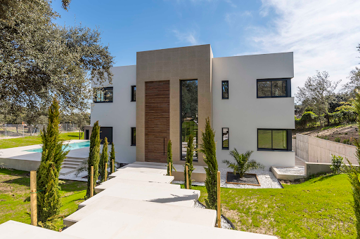 House with garden and terrace 5