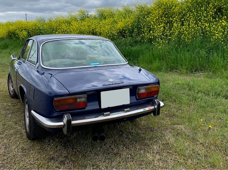 ジュリアの115スパイダー・早く走らせてやりたい・埃が溜まって…・アルファロメオに関するカスタム事例の投稿画像8枚目