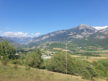 terrain à Chateauroux-les-alpes (05)