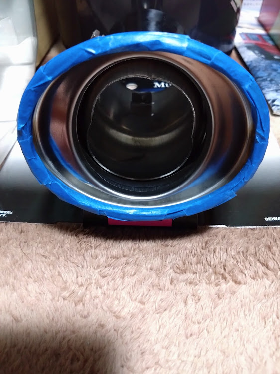 ジムニーの何だかんだでノーマルマフラー派・オンロードも犠牲にしないジムニー仕様に関するカスタム事例の投稿画像3枚目